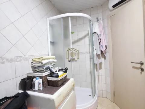 Izdavanje, trosoban stan, 96m², Stari Aerodrom, Podgorica - image 10