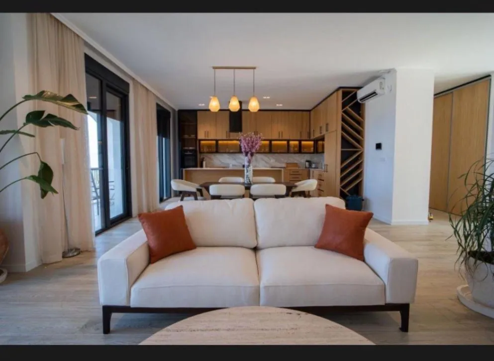 Sale, house, 220m², Reževići, Budva