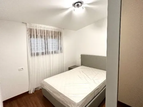 Izdavanje, četvorosoban stan, 127m², Master Kvart, Podgorica - image 15