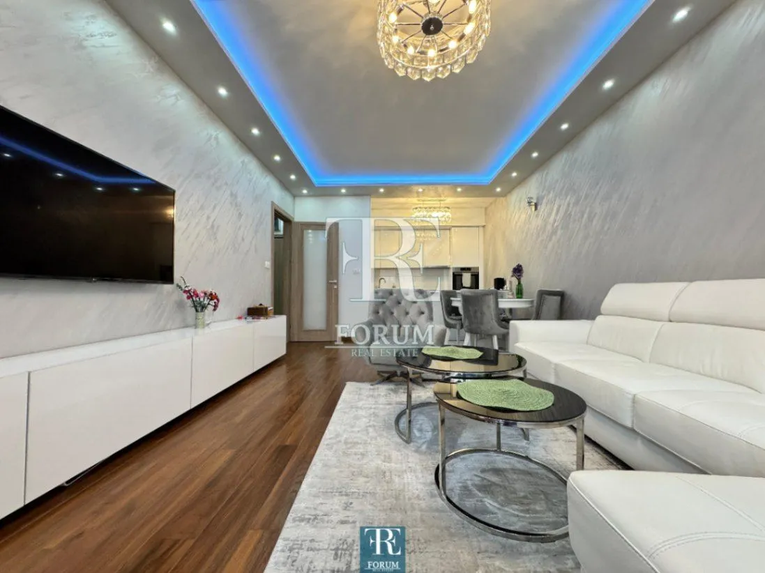 Izdavanje, dvosoban stan, 70m², Master Kvart, Podgorica