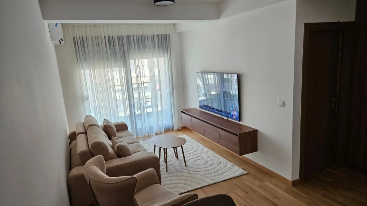 Rent, one bedroom apartment, 48m², Budva, Crna Gora