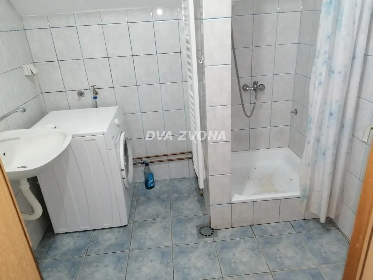Prodaja, kuća, 216m², Novi Slankamen, Inđija