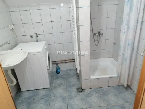 Prodaja, kuća, 216m², Novi Slankamen, Inđija - image 9