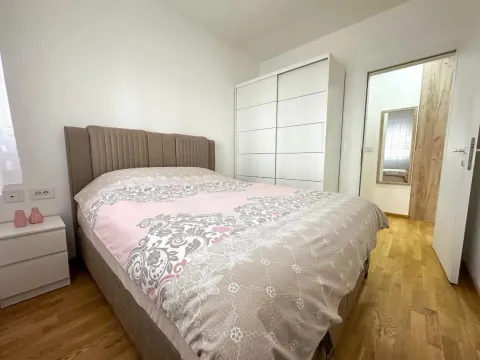 Rent, one bedroom apartment, 46m², Stari Aerodrom, Podgorica - image 6