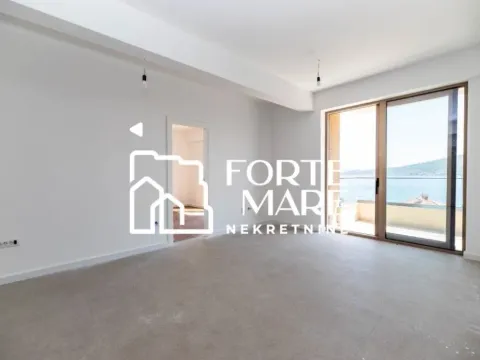 Sale, two bedroom apartment, 61m², Baošići, Herceg Novi