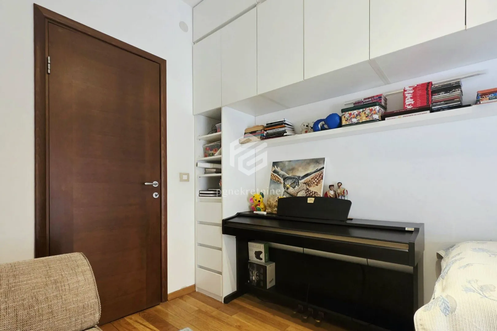 Prodaja, dvosoban stan, 62m², Krivi Most, Podgorica