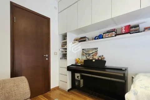 Prodaja, dvosoban stan, 62m², Krivi Most, Podgorica - image 20