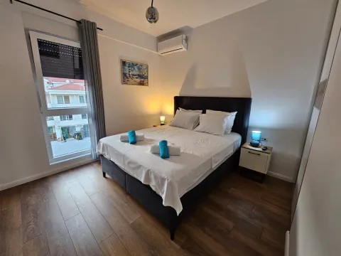 Izdavanje, dvosoban stan, 58m², Bijela, Herceg Novi - image 16