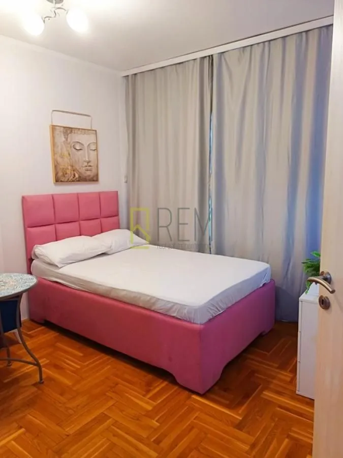 Prodaja, garsonjera, 33m², Podgorica, Crna Gora