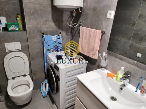 Izdavanje, dvosoban stan, 69m², Master Kvart, Podgorica - image 8