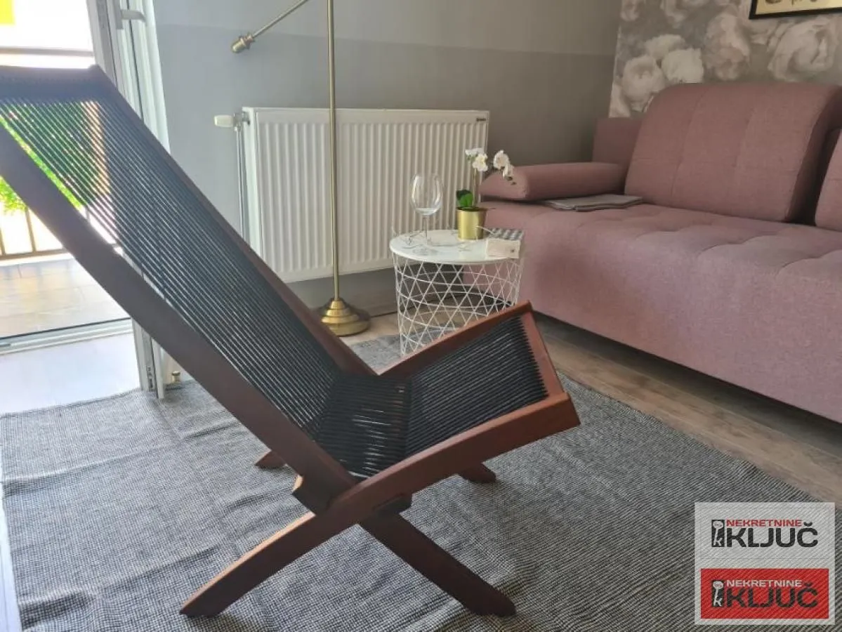 Izdavanje, garsonjera, 21m², Centar, Novi Sad