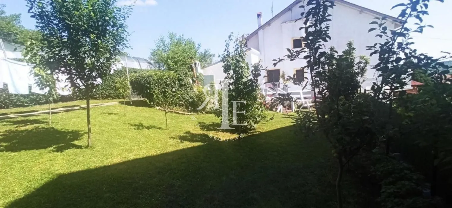 Sale, house, 300m², Mala Moštanica, Obrenovac