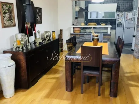 Sale, four bedroom apartment, 134m², Bulevar Oslobodjenja, Novi Sad Sve Podlokacije - image 6