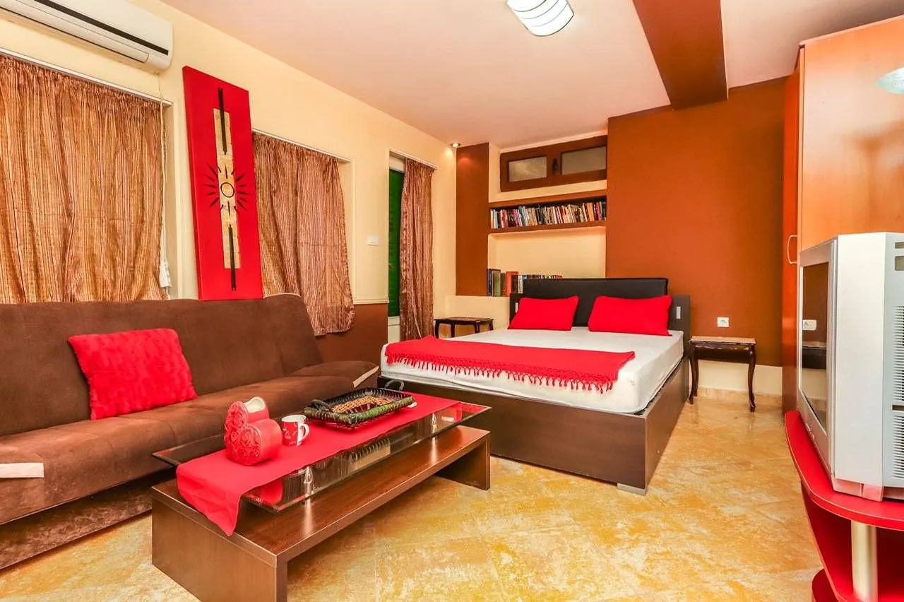 Sale, hospitality venue, 450m², Petrovac, Budva