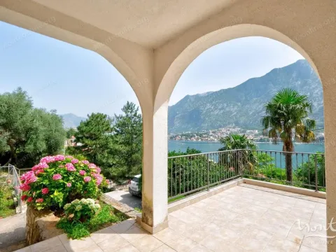 Sale, house, 174m², Muo, Kotor - image 30