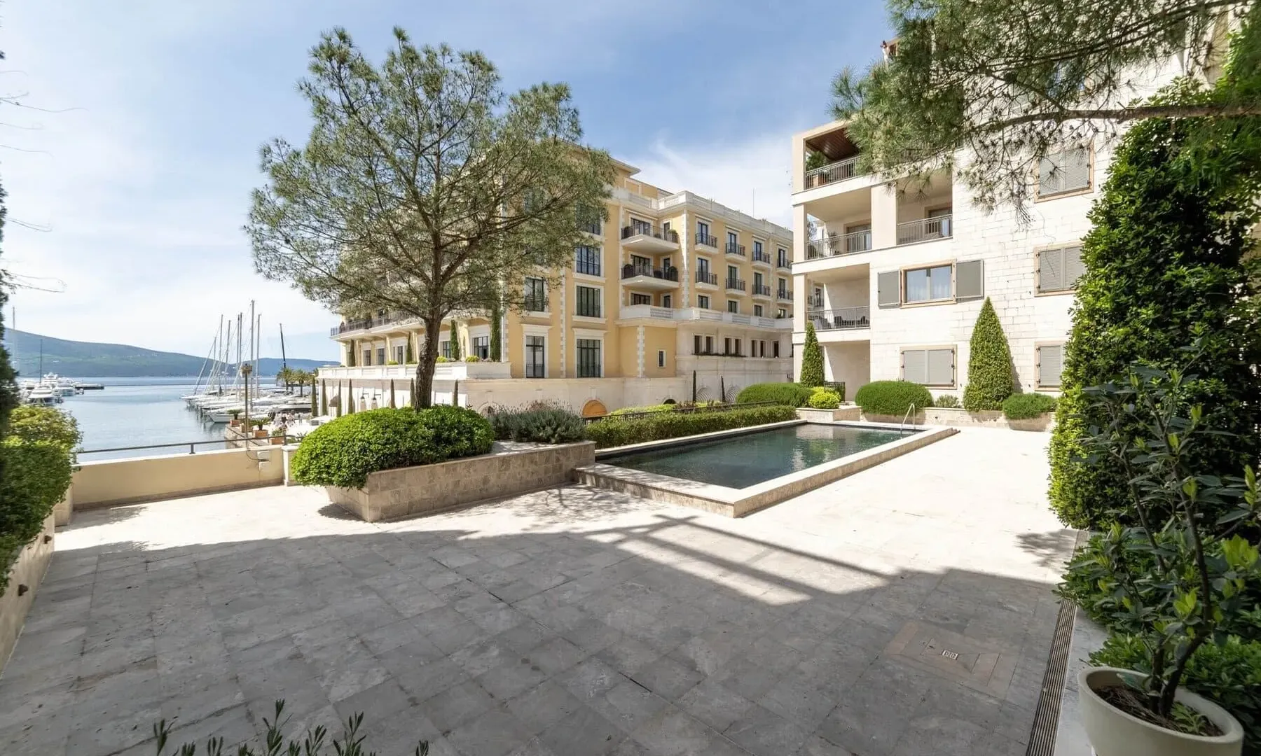 Prodaja, dvosoban stan, 131m², Porto Montenegro, Tivat