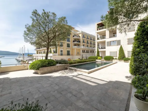 Prodaja, dvosoban stan, 131m², Porto Montenegro, Tivat - image 24