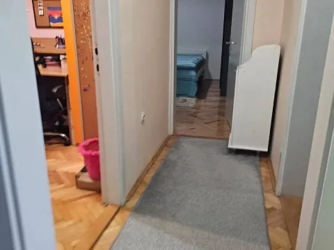 Prodaja, četvorosoban stan, 92m², Lepa Kata, Podgorica - image 17