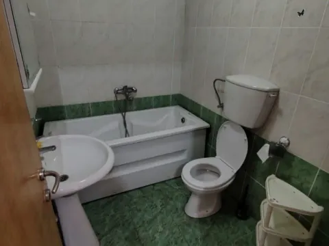 Izdavanje, garsonjera, 28m², Krivi Most, Podgorica - image 4