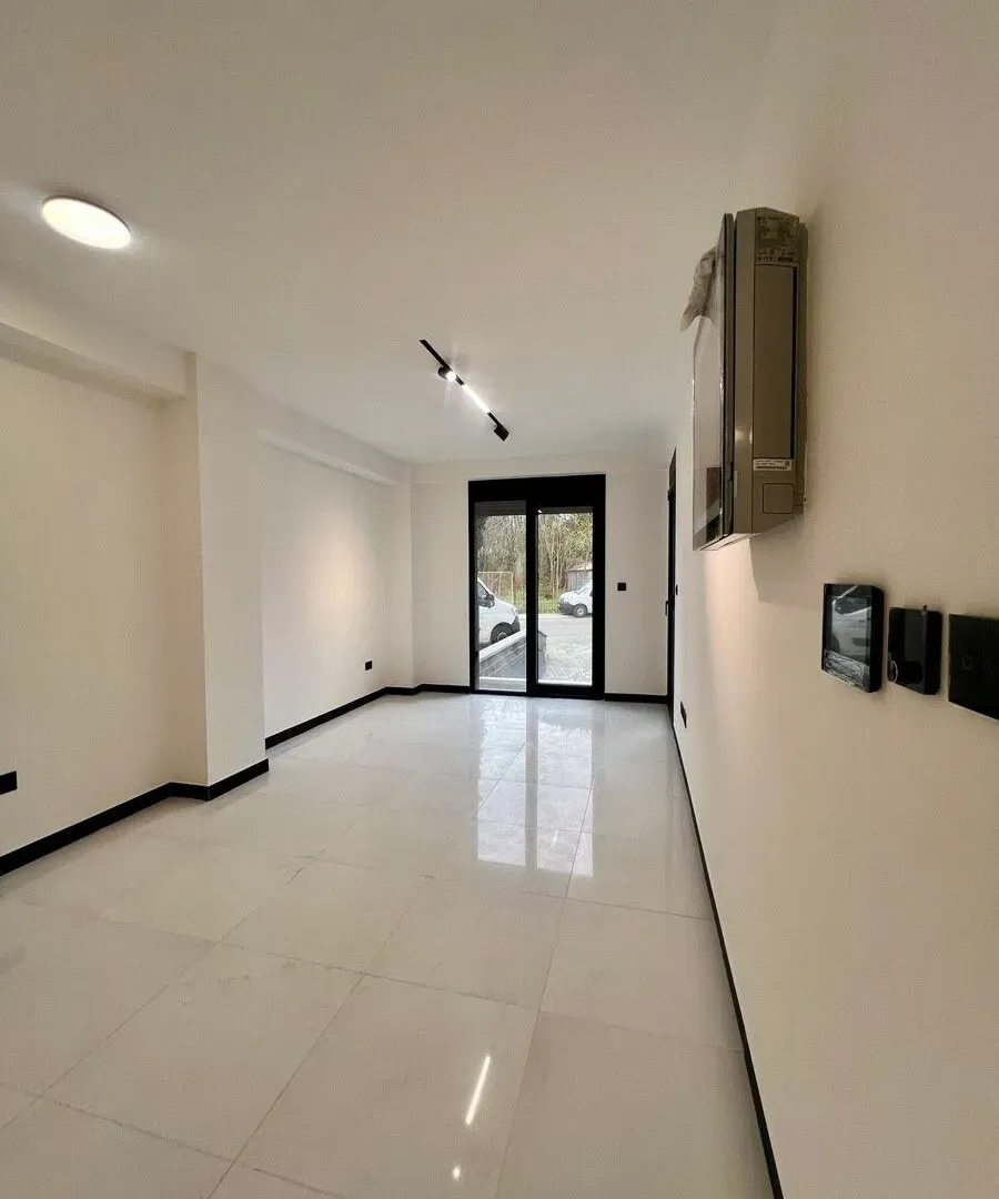 Izdavanje, jednosoban stan, 42m², Zagorič, Podgorica