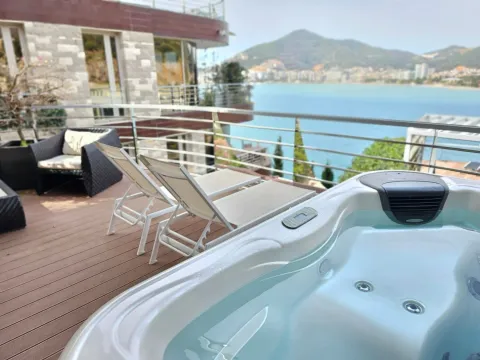 Rent, two bedroom apartment, 153m², Budva, Crna Gora - image 24