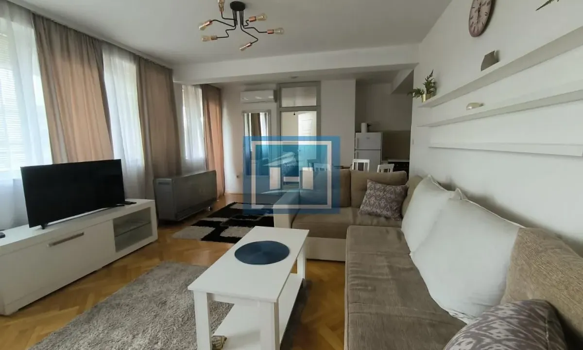 Rent, apartment, 95m², Centar, Ćuprija