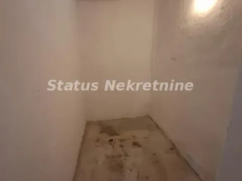 Sale, house, 257m², Mali Idjoš, Srbija - image 8