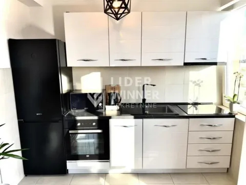 Izdavanje, dvosoban stan, 42m², Bulbulder, Zvezdara Sve Podlokacije - image 4