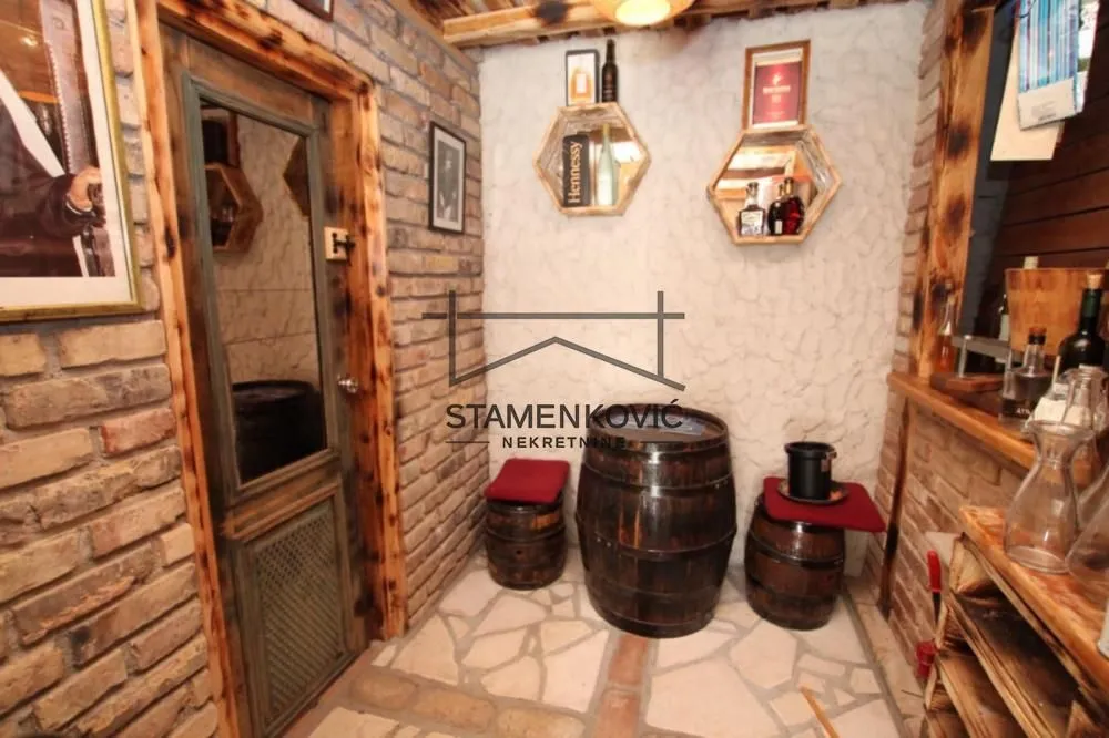Prodaja, kuća, 302m², Herceg Novi, Crna Gora