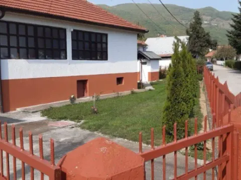 Prodaja, kuća, 136m², Centar, Berane - image 12