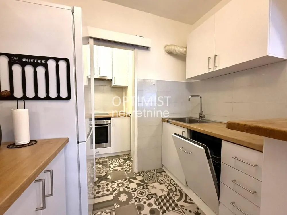 Rent, four bedroom apartment, 76m², Profesorska Kolonija, Palilula Sve Podlokacije