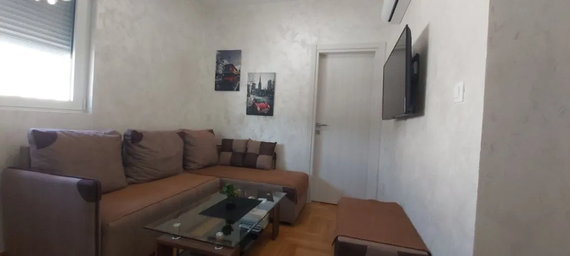 Rent, one bedroom apartment, 40m², Budva, Crna Gora