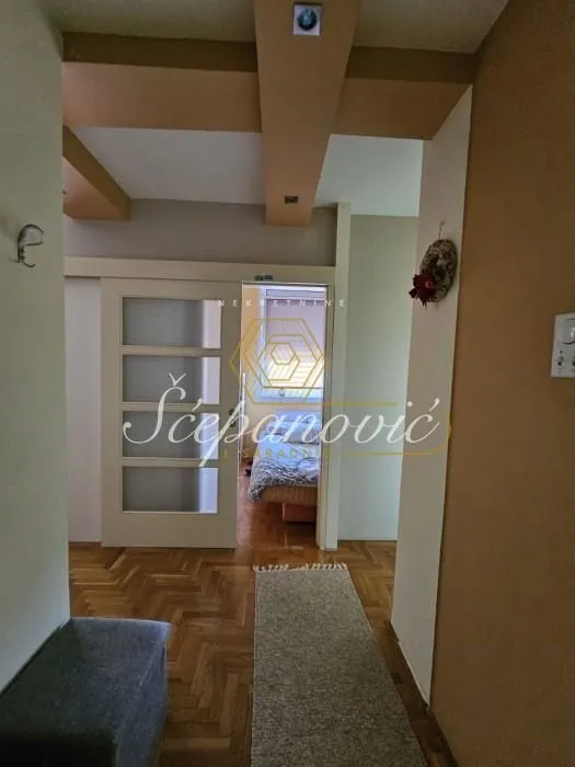 Prodaja, stan, 39m², Šarengrad, Novi Sad Sve Podlokacije