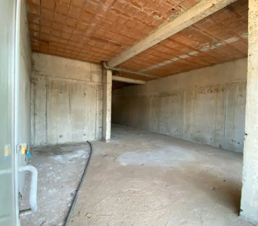 Prodaja, poslovni prostor, 91m², Vezirov Most, Podgorica