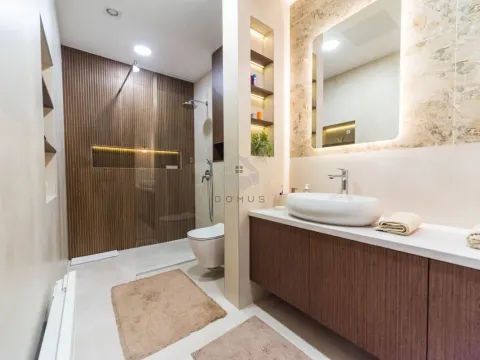 Izdavanje, trosoban stan, 145m², Preko Morače, Podgorica - image 13