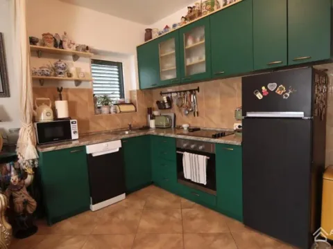 Sale, one bedroom apartment, 42m², Dobrota, Kotor - image 1