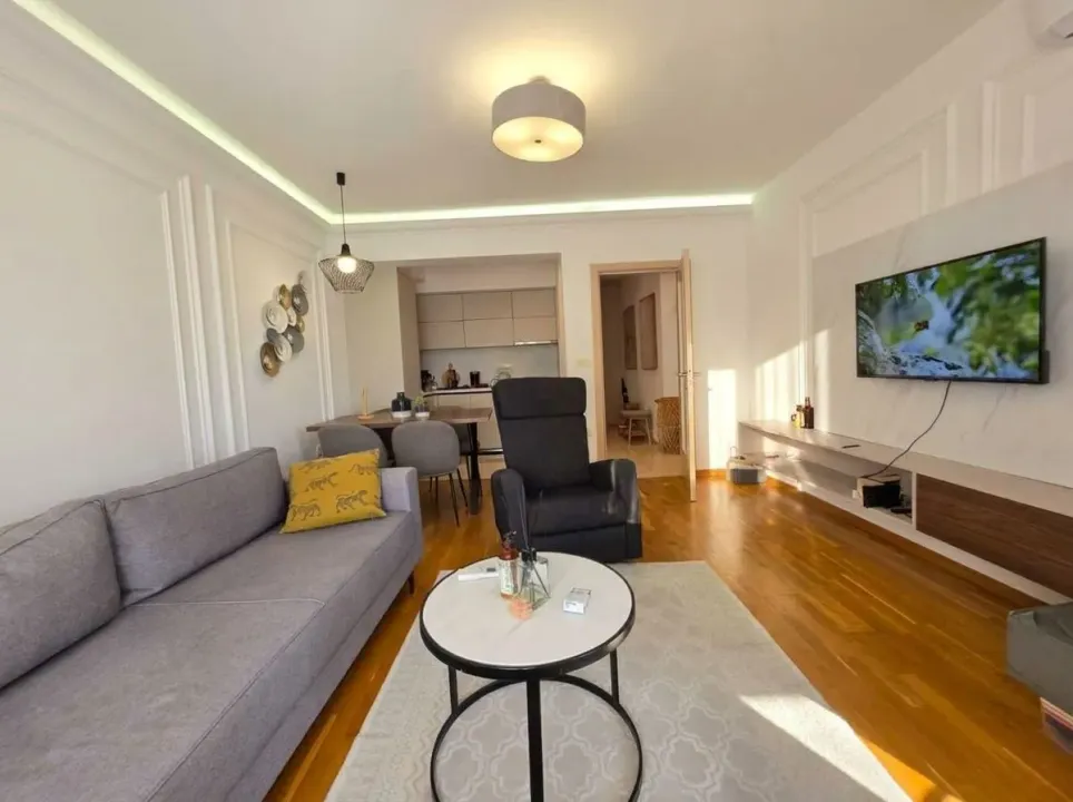Sale, two bedroom apartment, 62m², Bečići, Budva