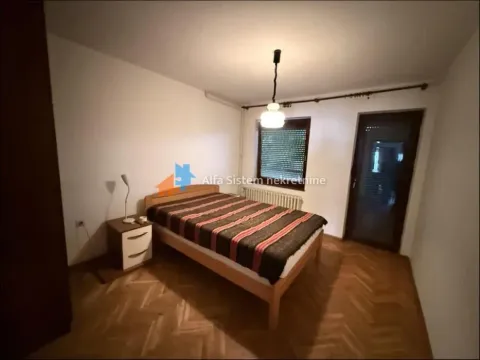 Prodaja, kuća, 320m², Rušanj, Beograd - image 16