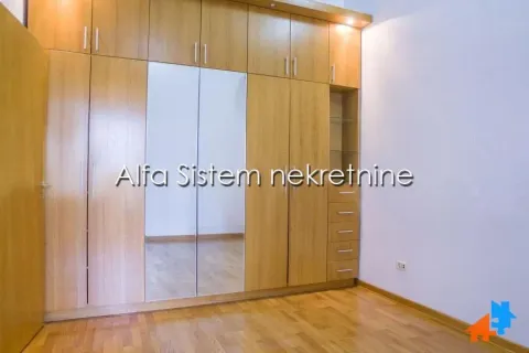 Izdavanje, četvorosoban stan, 222m², Tašmajdan, Palilula Sve Podlokacije - image 11
