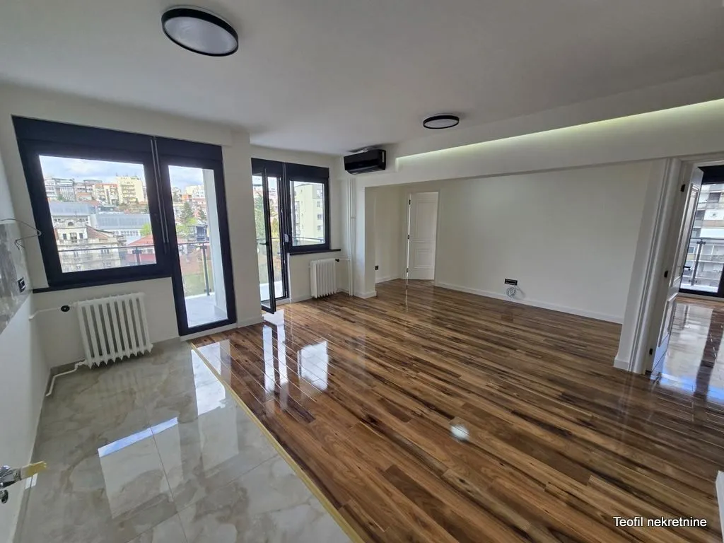 Sale, three bedroom apartment, 75m², Južni Bulevar, Vračar Sve Podlokacije