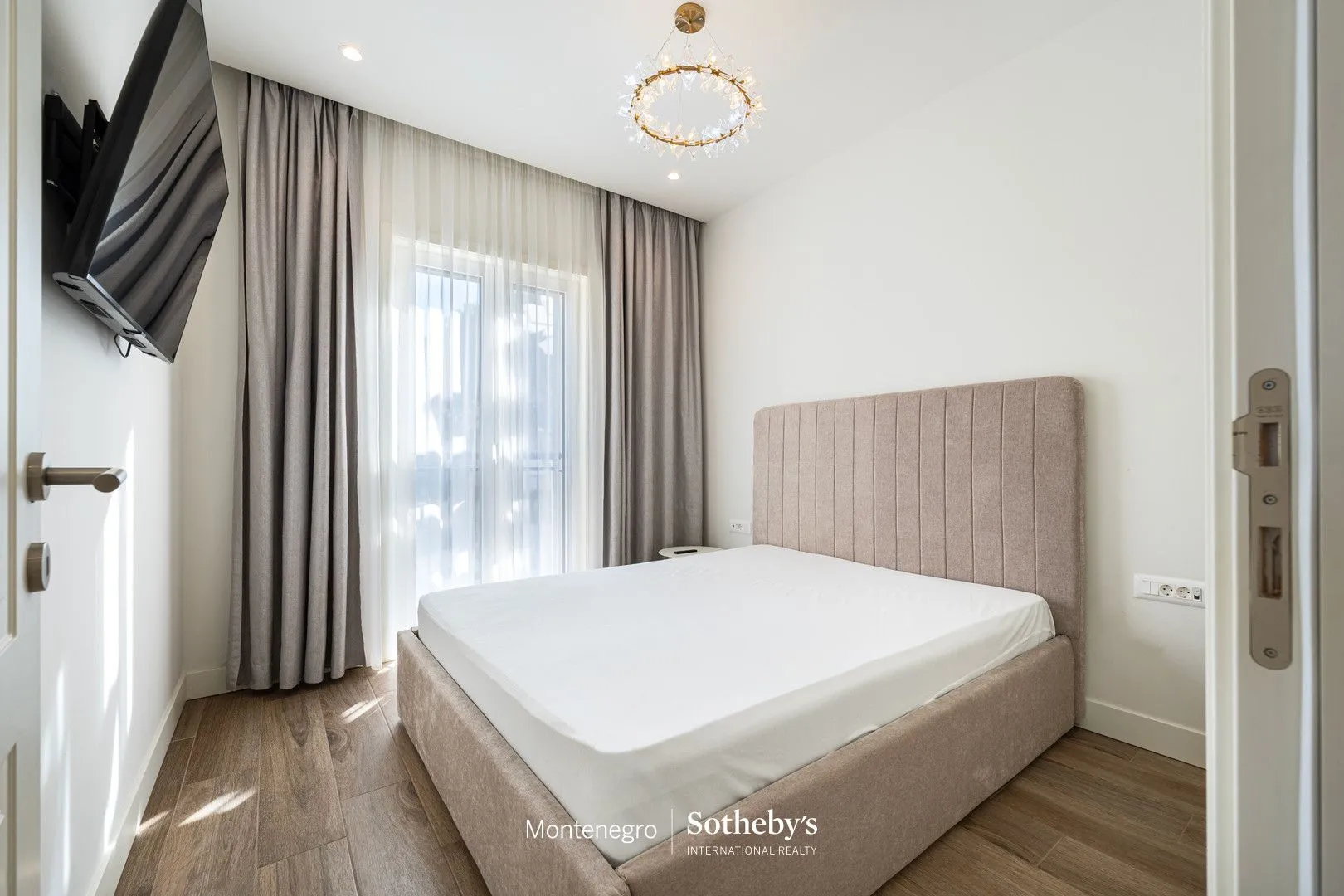 Prodaja, dvosoban stan, 79m², Kotor, Crna Gora