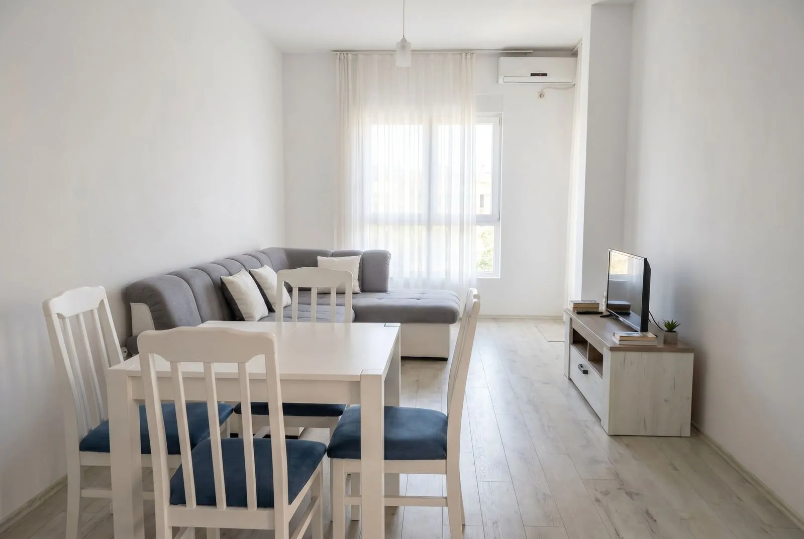 Rent, two bedroom apartment, 46m², Budva, Crna Gora