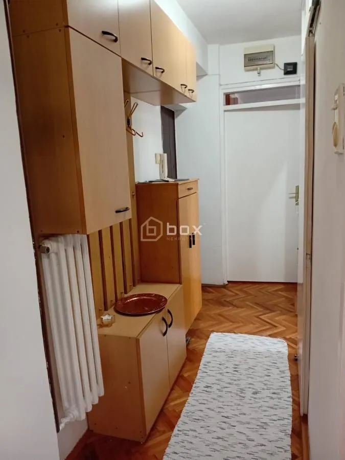 Izdavanje, dvosoban stan, 44m², Medijana, Niš