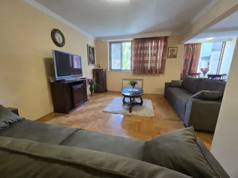 Sale, two bedroom apartment, 80m², Centar, Budva - image 4