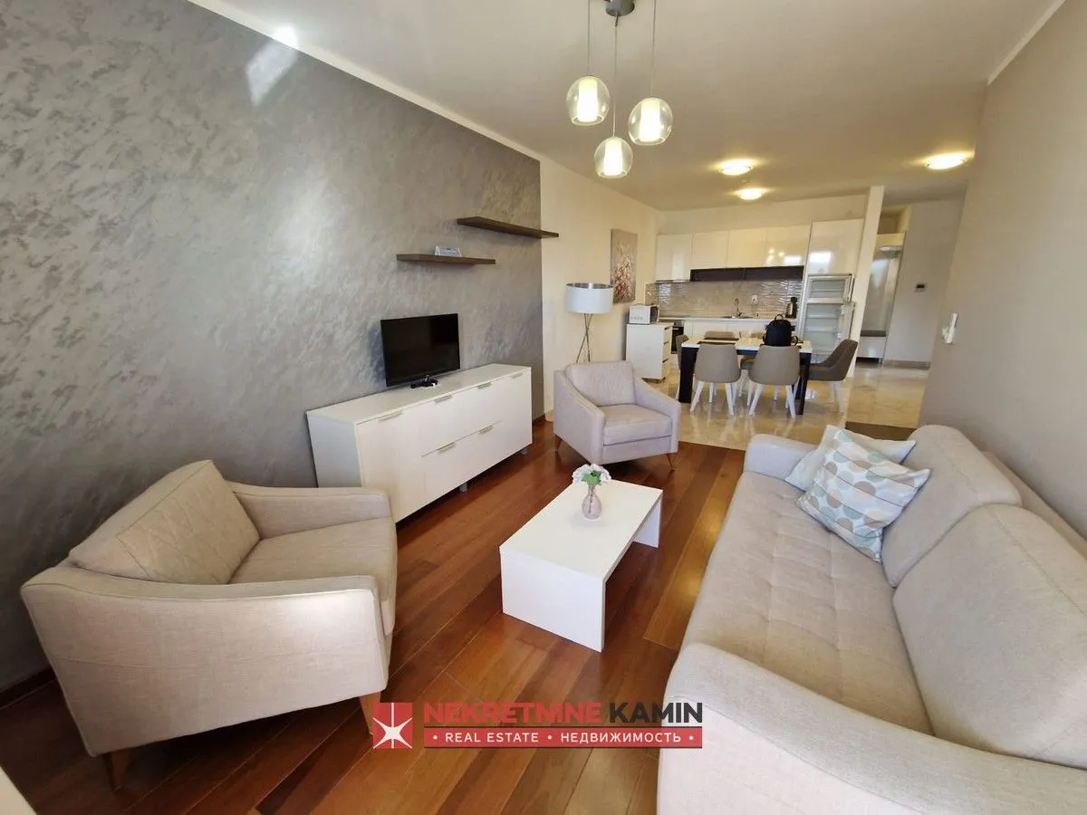 Prodaja, trosoban stan, 107m², Bečići, Budva