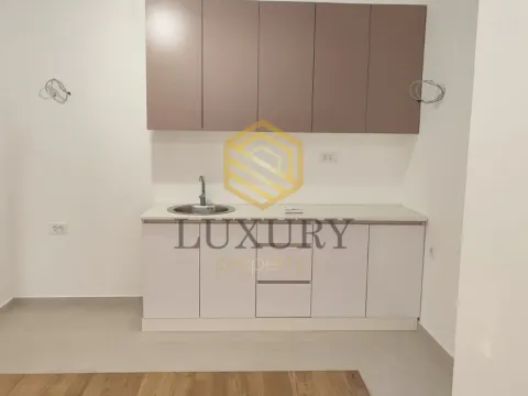 Izdavanje, jednosoban stan, 47m², City Kvart, Podgorica - image 6