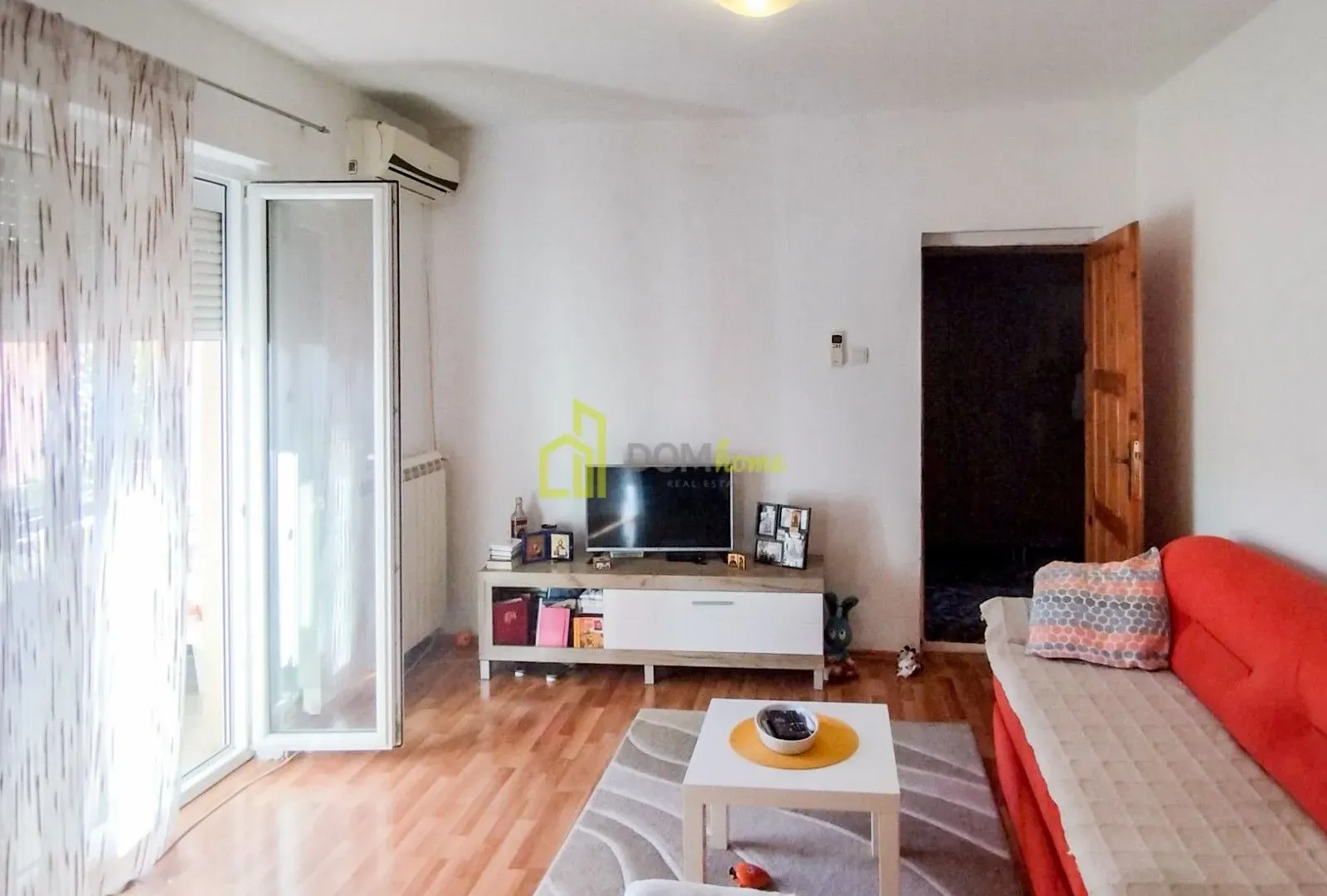Sale, house, 220m², Tološka šuma, Podgorica