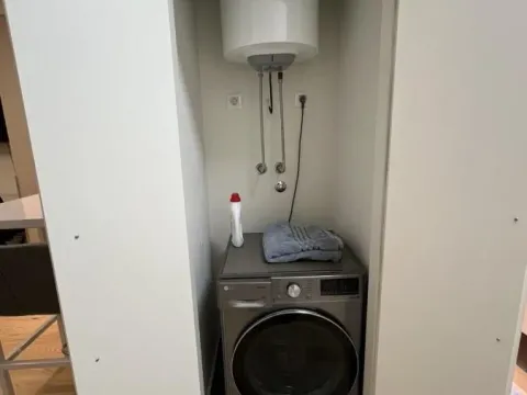 Izdavanje, jednosoban stan, 30m², Savski Venac, Beograd - image 7