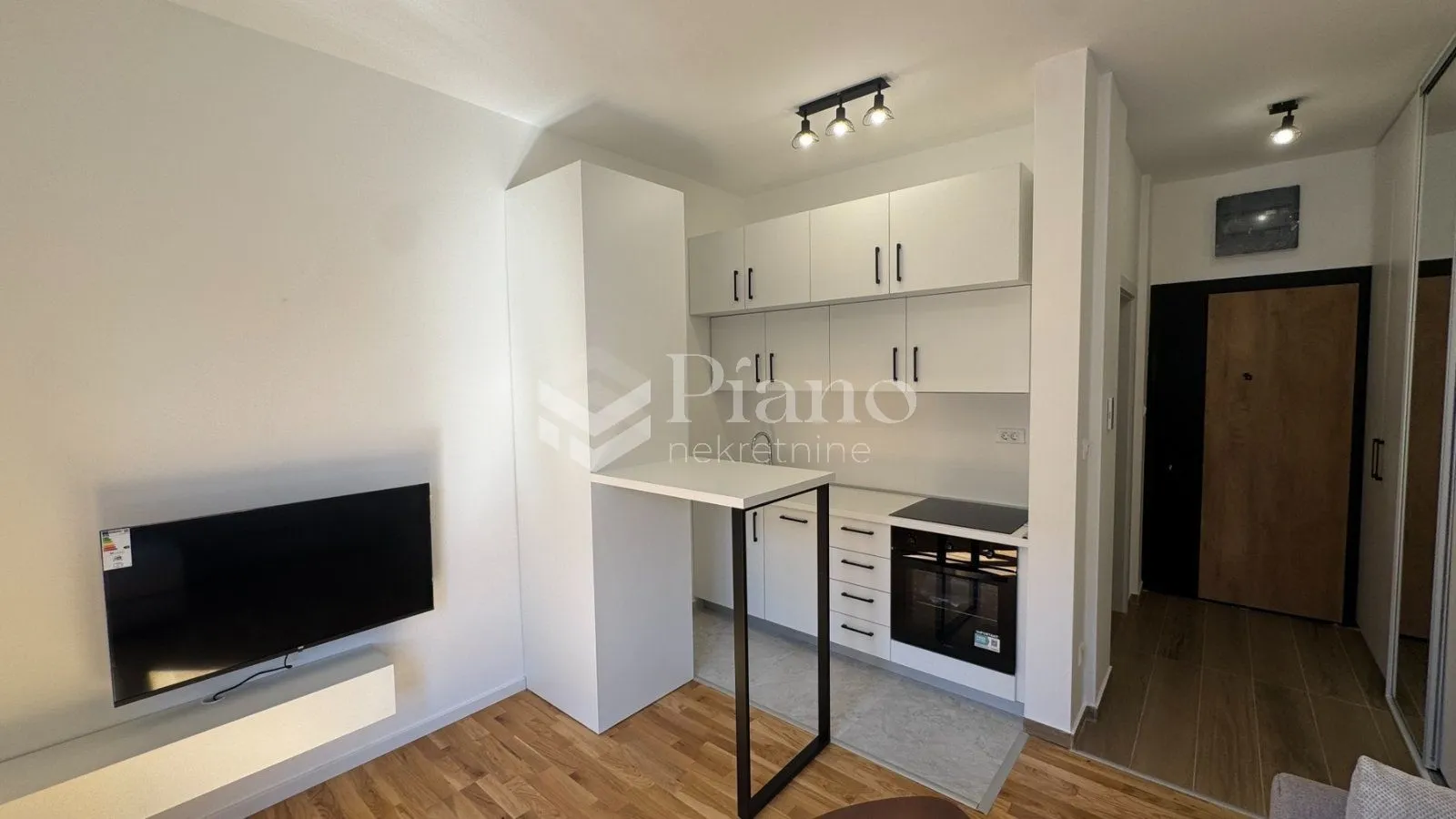 Rent, one bedroom apartment, 21m², Tološi, Podgorica