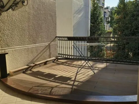 Izdavanje, trosoban stan, 82m², Dedinje Sve Podlokacije, Beograd - image 19